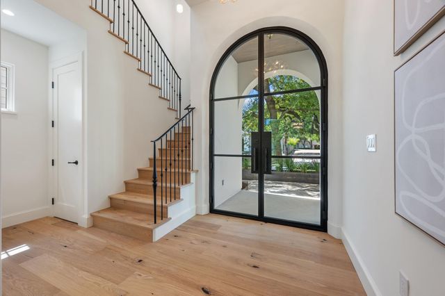2114 W 11th ST, Austin, TX 78703
