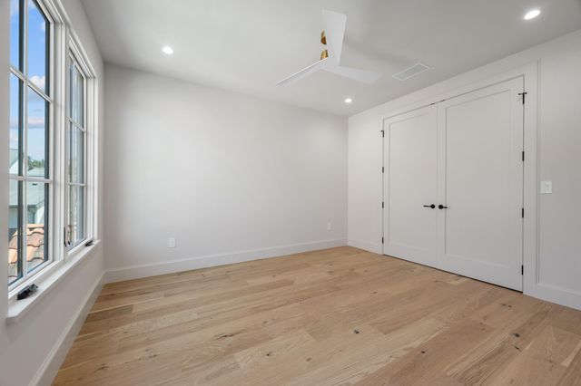 2114 W 11th ST, Austin, TX 78703