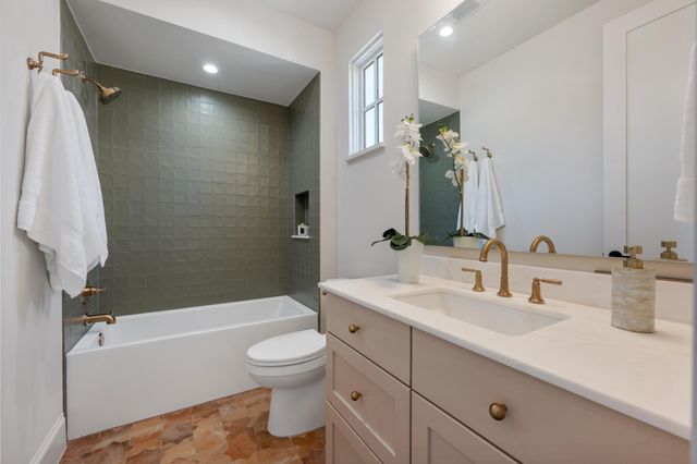 2114 W 11th ST, Austin, TX 78703