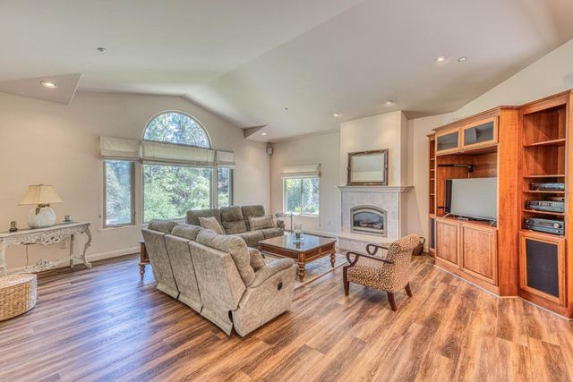 17650 Olson Place, Salinas, CA 93907