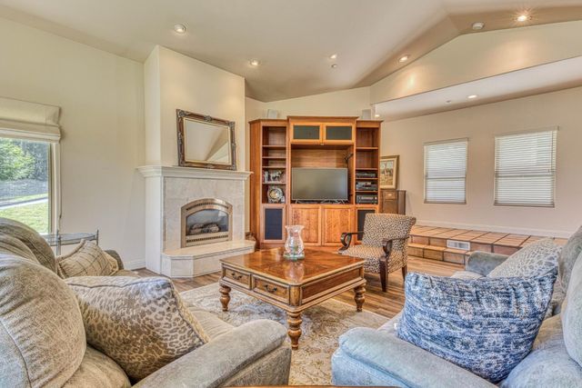 17650 Olson Place, Salinas, CA 93907