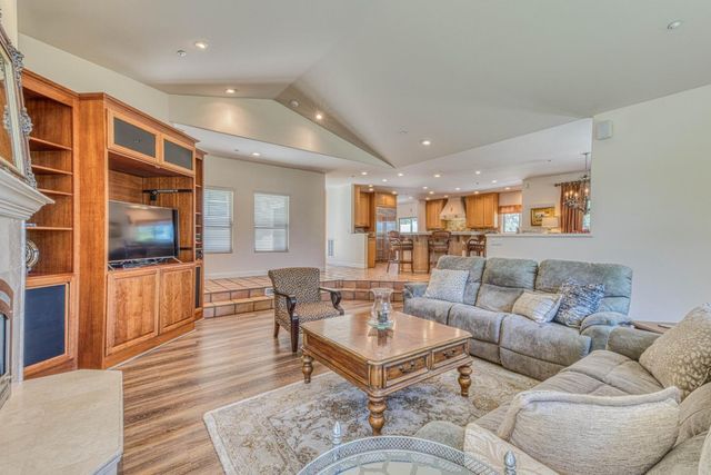 17650 Olson Place, Salinas, CA 93907
