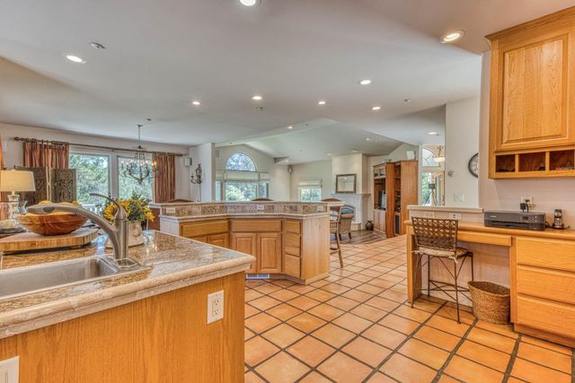 17650 Olson Place, Salinas, CA 93907