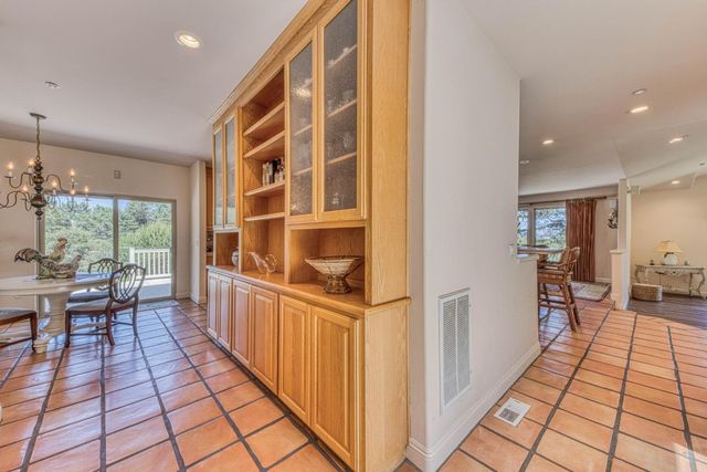 17650 Olson Place, Salinas, CA 93907