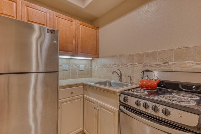 17650 Olson Place, Salinas, CA 93907