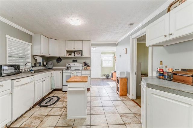 264 Pocket NW Road, Sugar Valley, GA 30746