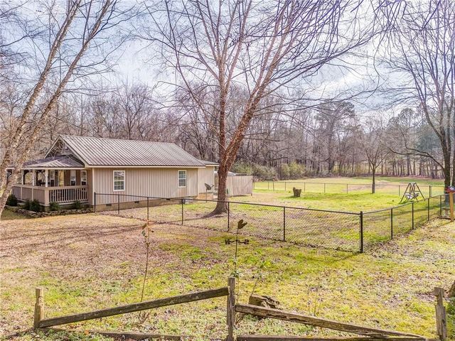 264 Pocket NW Road, Sugar Valley, GA 30746