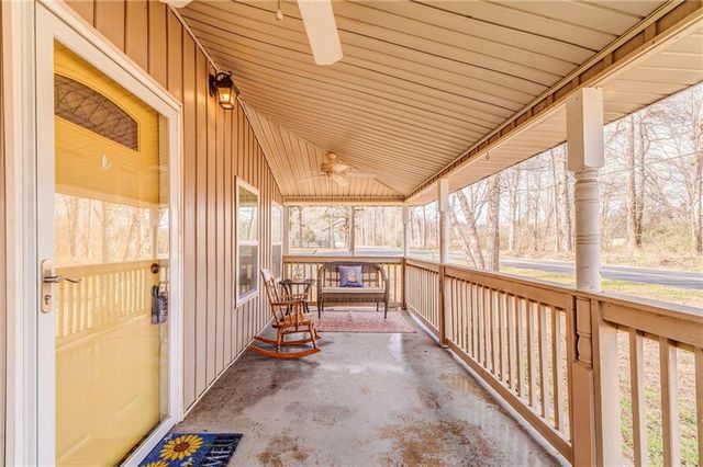 264 Pocket NW Road, Sugar Valley, GA 30746