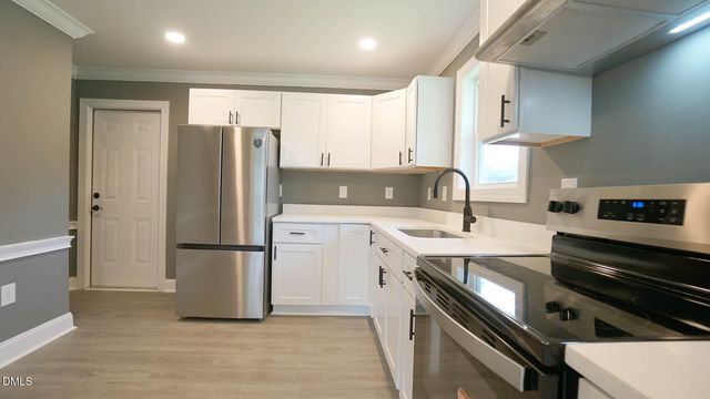 500 E Mcneill Street, Lillington, NC 27546