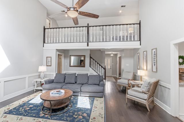 2371 CALKINS RD, Germantown, TN 38139