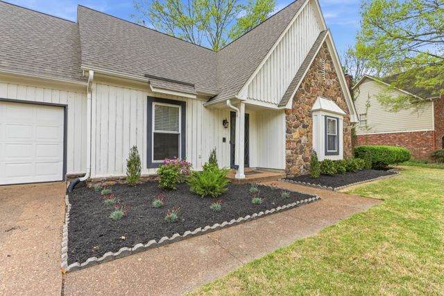 2371 CALKINS RD, Germantown, TN 38139