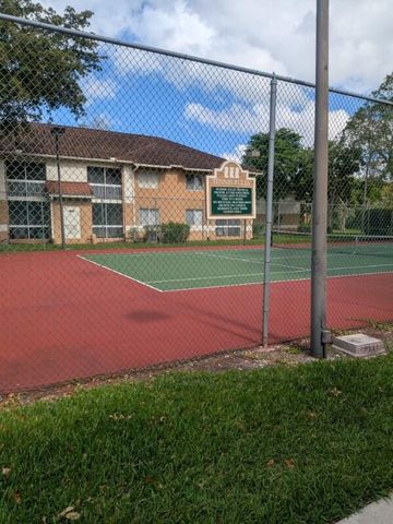 719 NW 92nd Avenue 719, Plantation, FL 33324