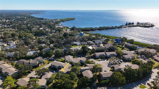 510 WINDRUSH BAY DRIVE, Tarpon Springs, FL 34689