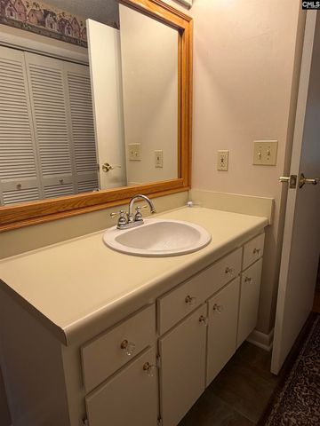 405 Harbison blvd 828, Columbia, SC 29212