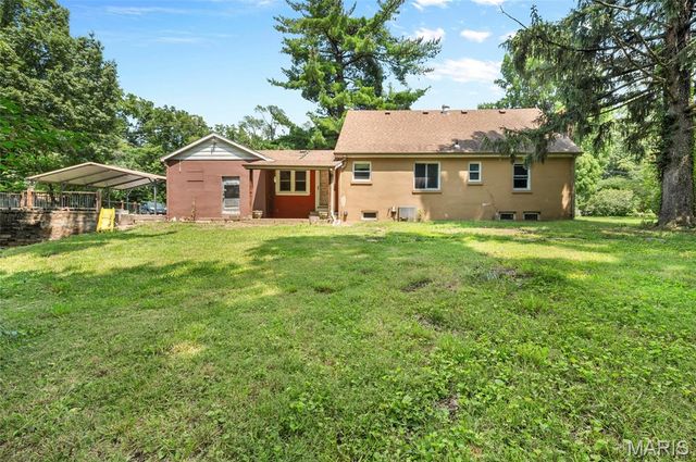 326 Hollywood Heights Road, Caseyville, IL 62232