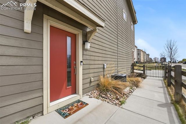 2004 Rozzer View, Colorado Springs, CO 80910