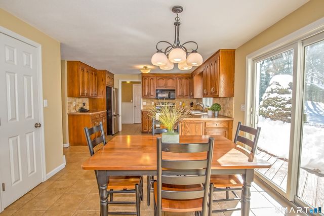 44 Oxbow Lane, South Windsor, CT 06074