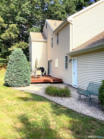 44 Oxbow Lane, South Windsor, CT 06074