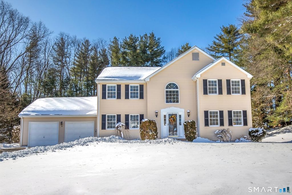 44 Oxbow Lane, South Windsor, CT 06074