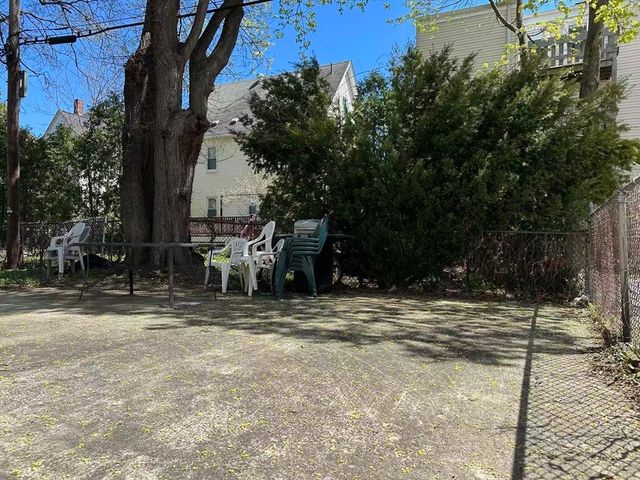 29 Brackett St 29, Boston, MA 02135