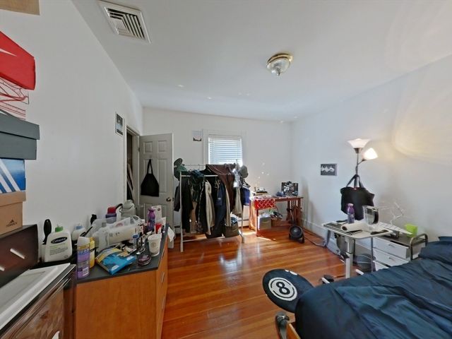 29 Brackett St 29, Boston, MA 02135