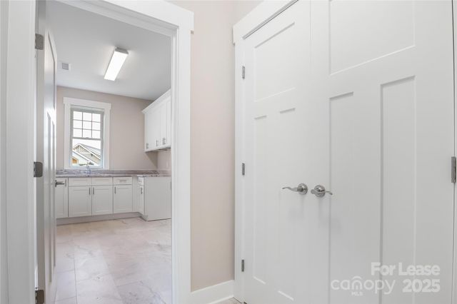 48 Creekside View Drive, Asheville, NC 28804