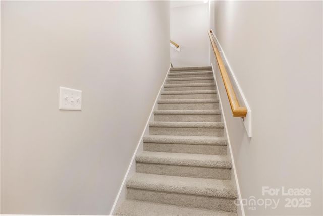 48 Creekside View Drive, Asheville, NC 28804