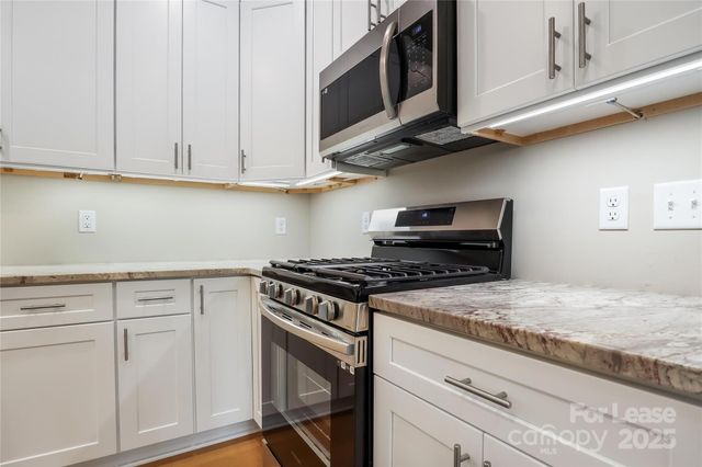 48 Creekside View Drive, Asheville, NC 28804