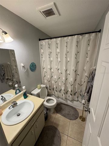 4805 16TH STREET, Zephyrhills, FL 33542