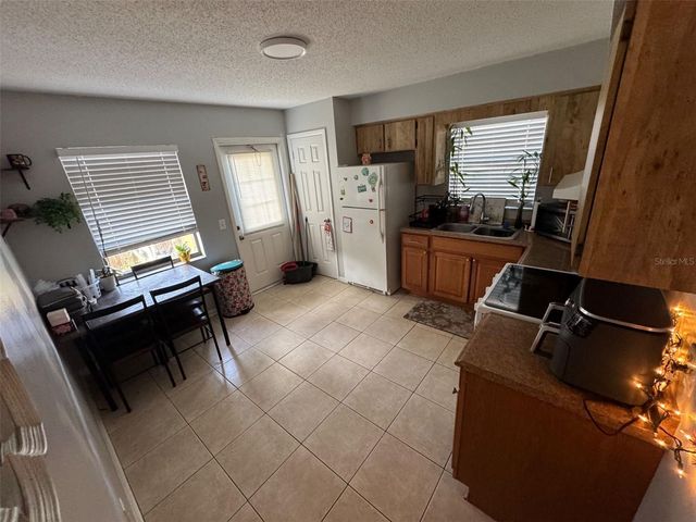 4805 16TH STREET, Zephyrhills, FL 33542