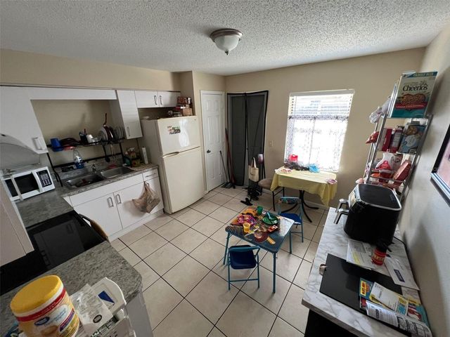 4805 16TH STREET, Zephyrhills, FL 33542