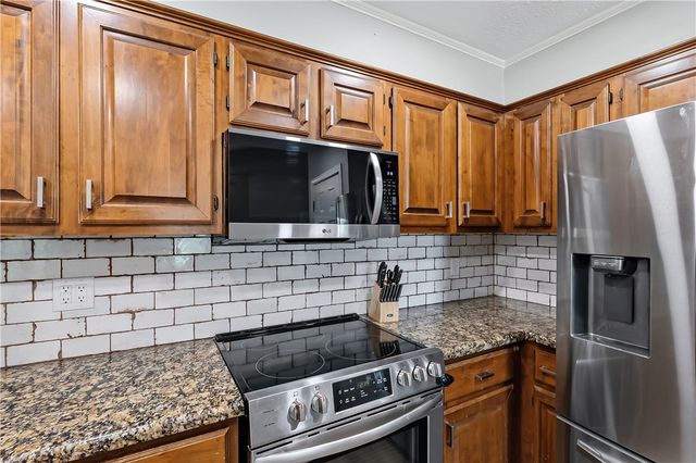 8132 Scasta Road, Bryan, TX 77808