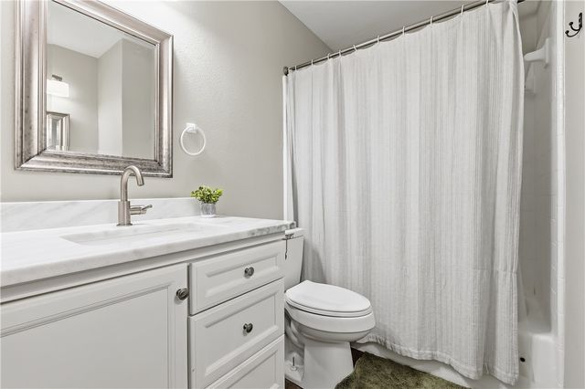 8132 Scasta Road, Bryan, TX 77808