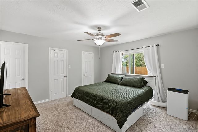 8132 Scasta Road, Bryan, TX 77808