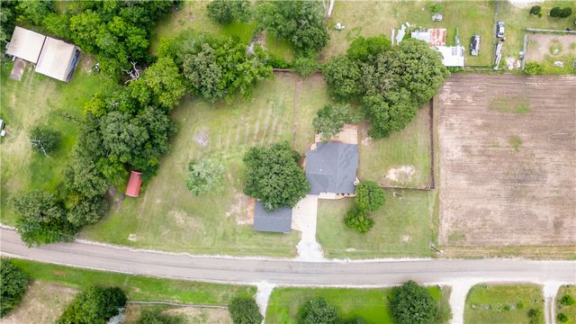 8132 Scasta Road, Bryan, TX 77808