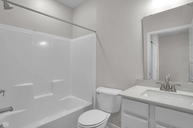 5283 Foxley Park Lane, Avon, IN 46123