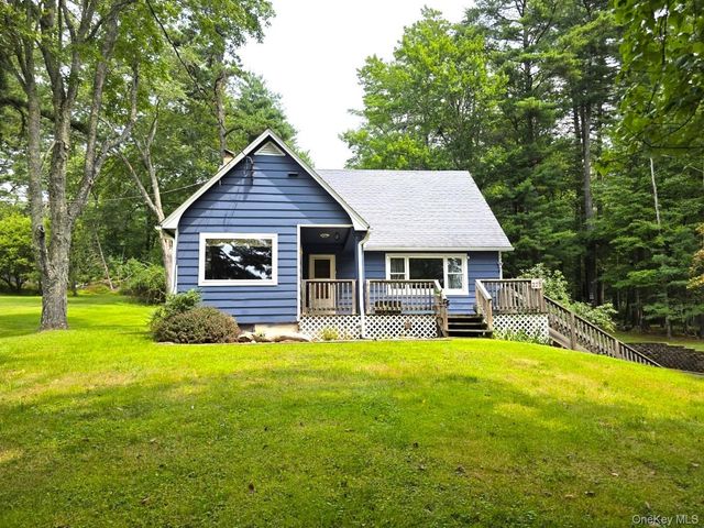 220 Mail Road, Barryville, NY 12719