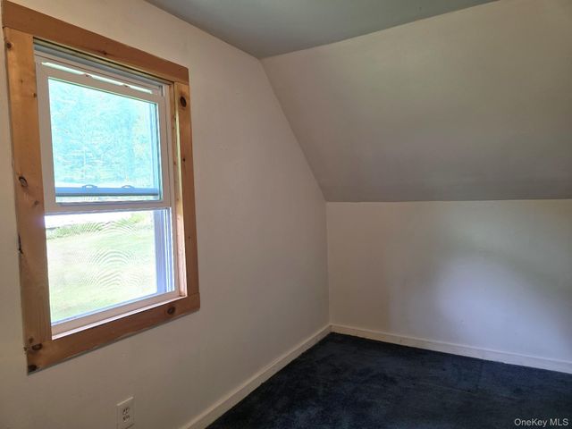 220 Mail Road, Barryville, NY 12719