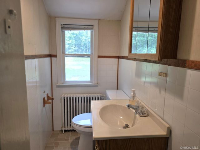 220 Mail Road, Barryville, NY 12719