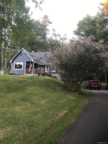 220 Mail Road, Barryville, NY 12719
