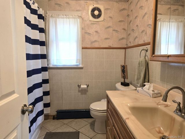 220 Mail Road, Barryville, NY 12719