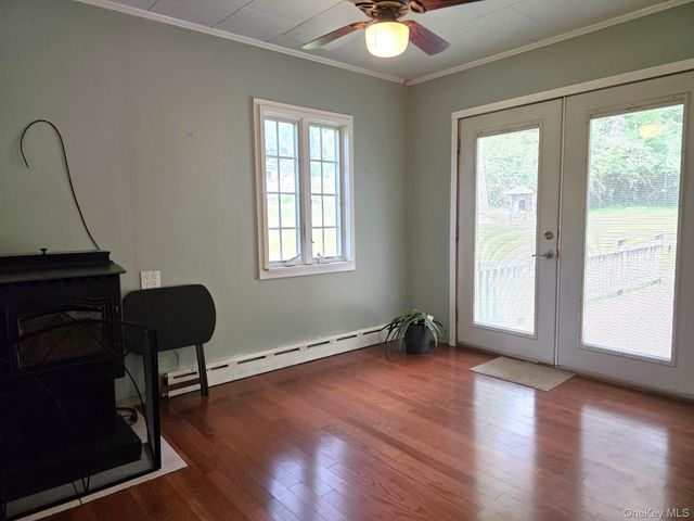 220 Mail Road, Barryville, NY 12719