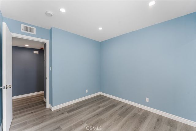 15511 Sherman Way 1, Van Nuys, CA 91406