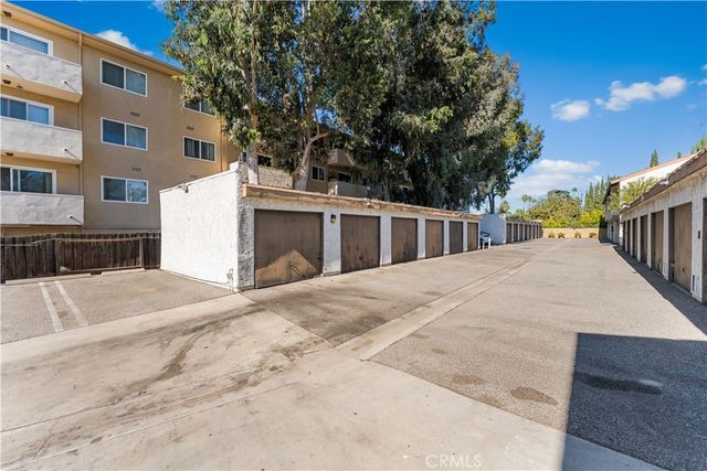 15511 Sherman Way 1, Van Nuys, CA 91406