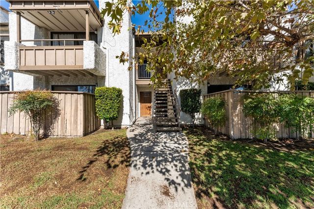 15511 Sherman Way 1, Van Nuys, CA 91406