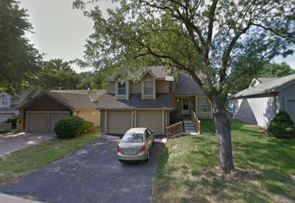12419 W 82nd Terrace, Lenexa, KS 66215