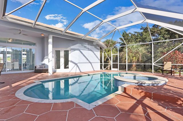 16146 N 72nd Dr Drive N, Palm Beach Gardens, FL 33418