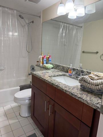 7840 Sonoma Springs Circle 204, Lake Worth, FL 33463