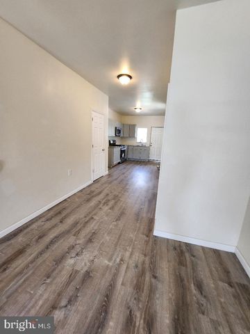 829 YORK ST, Camden, NJ 08102