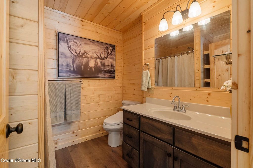 452 Ruby Creek Rd, Naples, ID 83847 photo 15